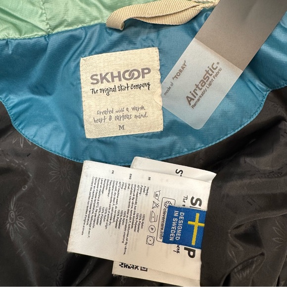 NEW Skhoop Long Vest with Hood Size Small - Picture 6 of 6